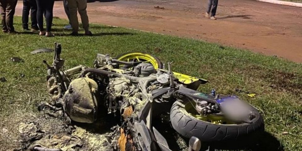 Homem de 27 anos morre em colisão entre carro e moto no Norte do RS