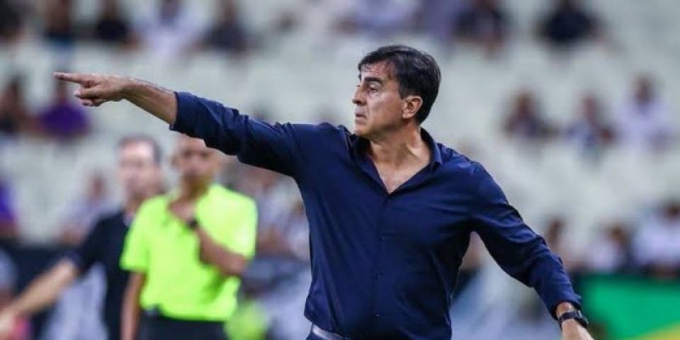 Gustavo Quinteros não é mais técnico do Grêmio