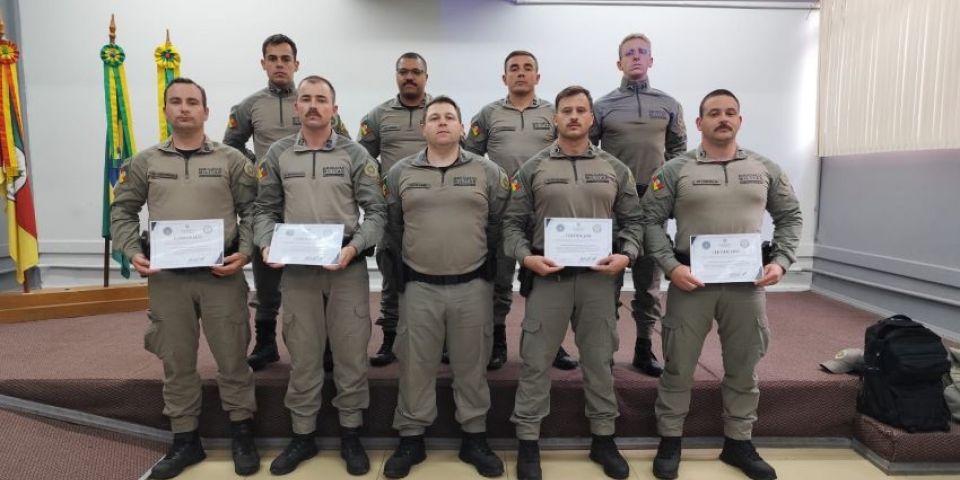 Policiais militares do 30º BPM concluem curso Básico de Enfrentamento à Violência de Gênero e Capacitação Patrulhas Maria da Penha