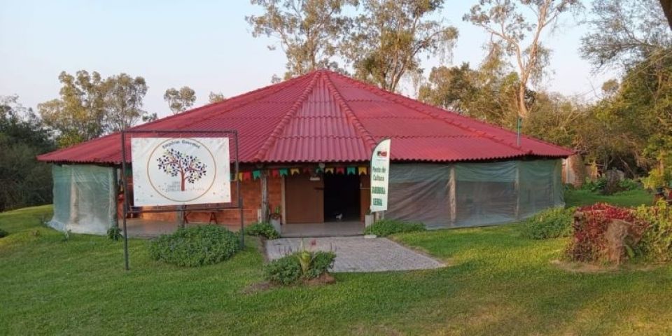 Semana Cultural Terra Farroupilha encerra com shows, lançamento de livro e homenagens em Camaquã