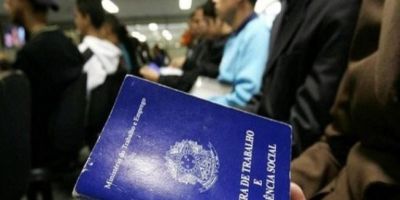 Serasa avalia sentimento do trabalhador brasileiro às vésperas do 1º de Maio