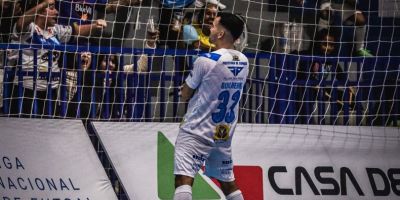 Vèlez Camaquã vence São José e segue na parte de cima da tabela pela Liga Nacional de Futsal