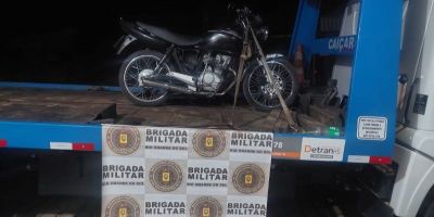 Motoqueiro é preso por realizar manobras perigosas em São Lourenço do Sul
