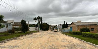 Concluído o calçamento na Rua Capitão César Pantaleão, no bairro Dona Tereza, em Camaquã