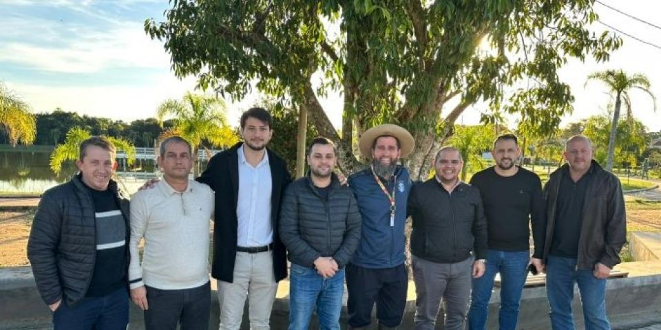 Gaúcho da Geral, secretário do Esporte do RS, anuncia entrega de R$ 650 mil para obras na Prainha, em Camaquã