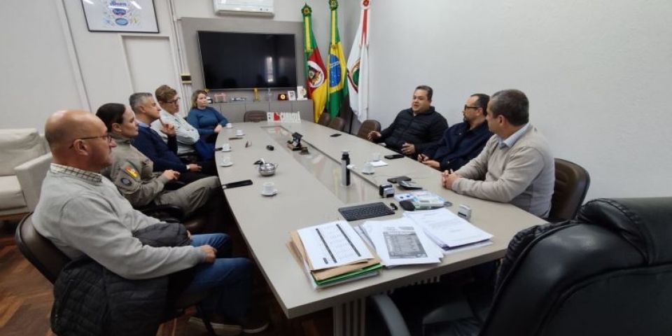 Brigada Militar e autoridades locais debatem ampliação do videomonitoramento em Camaquã