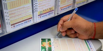 Mega-Sena pode pagar R$ 45 milhões neste sábado (28)