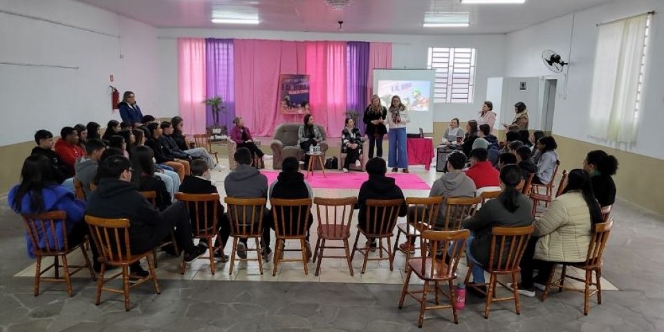 Prefeitura de Camaquã promove ações para estudantes da Rede Municipal de Ensino