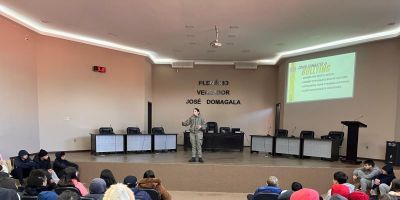 Palestra sobre prevenção ao bullying é realizada pela Brigada Militar em Dom Feliciano