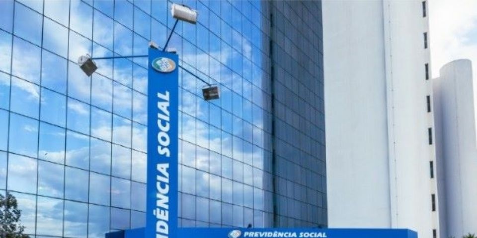 Quais as diferenças e os requisitos para transformar o auxílio-doença em aposentadoria por invalidez?