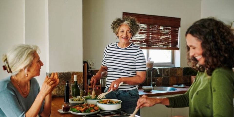 Cozinhar pode aumentar os níveis de motivação e prazer no cérebro, diz estudo