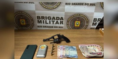 Jovem de 19 anos é preso com arma e drogas em São Lourenço do Sul