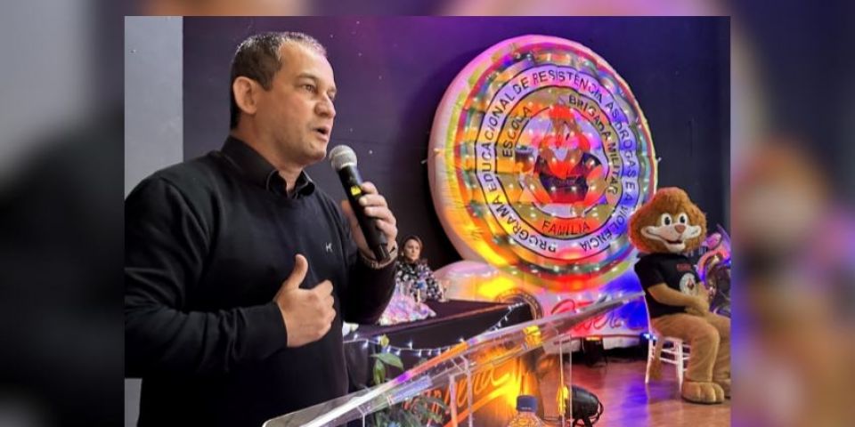 Executivo Municipal marca presença em formatura do Proerd em Camaquã