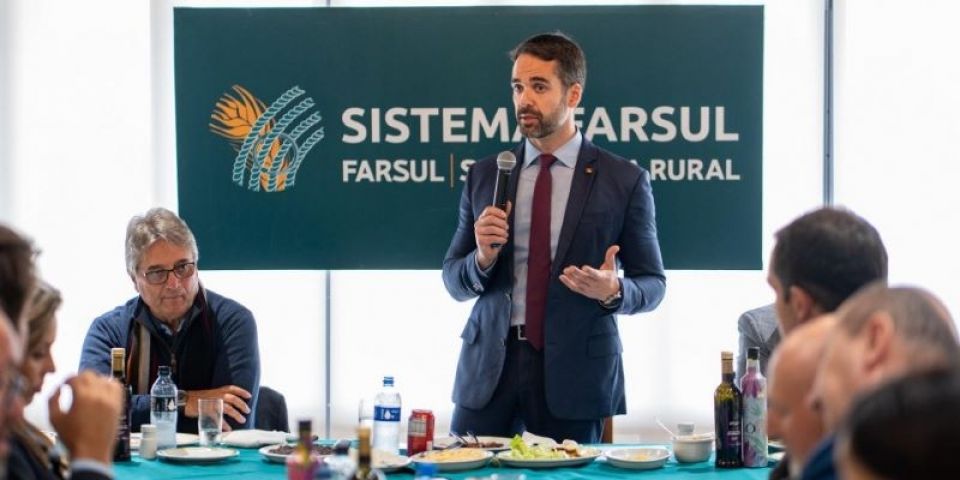 Eduardo Leite anuncia R$ 150 milhões para apoiar prorrogação de dívidas de produtores rurais