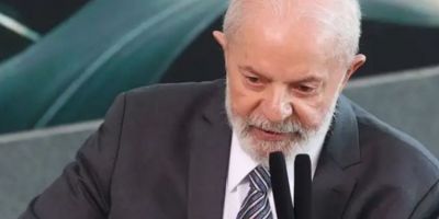 Lula veta aumento de número de deputados na Câmara