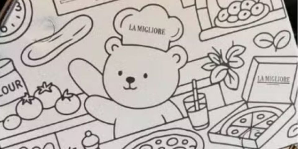 Especialistas comentam se reprodução de Bobbie Goods em caixa de pizza é permitida 