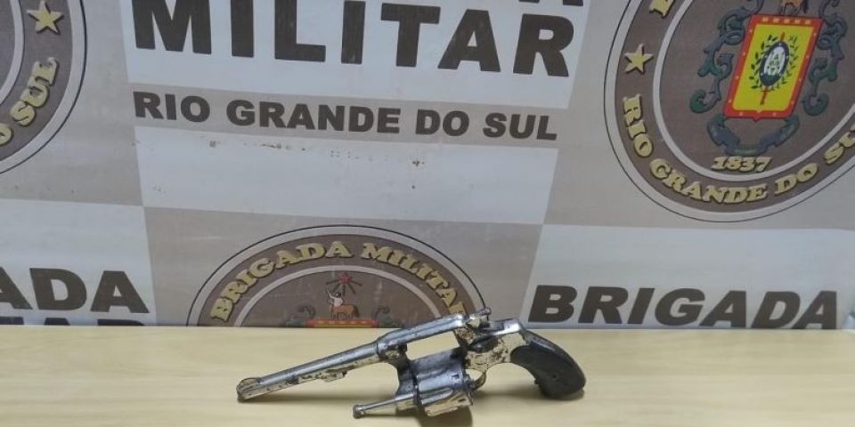 Homem de 67 anos é preso por posse ilegal de arma de fogo em Cerro Grande do Sul