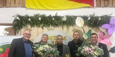 ASSTBM de Pelotas celebra 58 anos com jantar-baile marcado por homenagens, emoção e integração entre militares e familiares