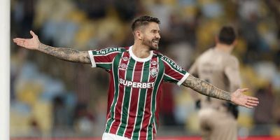 Everaldo marca e Grêmio perde para o Fluminense no Maracanã