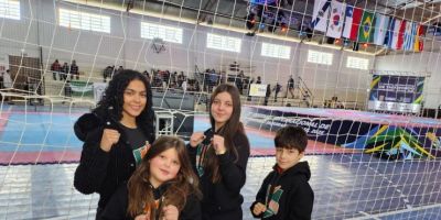 Atletas de equipe de taekwondo de Camaquã participam de competição em Jaquirana (RS)