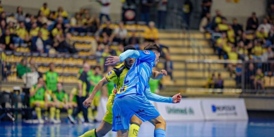 Vélez Camaquã perde por 6 a 4 para o Jaraguá na LNF