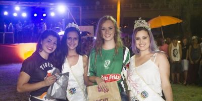 A jovem Marina Fagundes é a nova Miss Praiano de Cristal