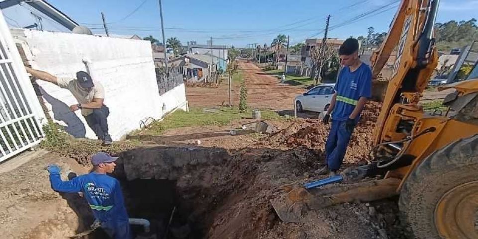 Prefeitura de Camaquã realiza manutenções na rede de drenagem