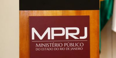 MP pede prisão preventiva de jovens que doparam turistas ingleses