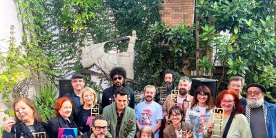 Coletivo Alumiar recebe prêmio AEERGS por contribuição às artes visuais no estado