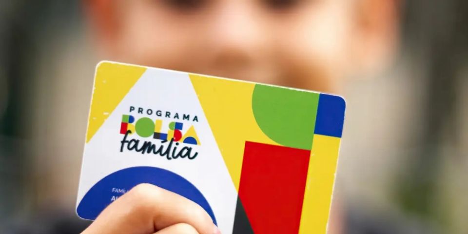 Caixa paga Bolsa Família a beneficiários com NIS de final 4