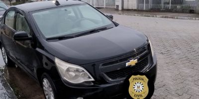 Veículo usado no transporte de armas e drogas é apreendido em São Lourenço do Sul 