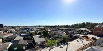 Seguem as obras de pavimentação no entorno da EMEI Mimosa, no bairro Maria da Graça, em Camaquã