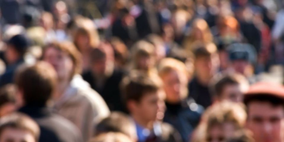 População brasileira chega a 213,4 milhões em julho de 2025