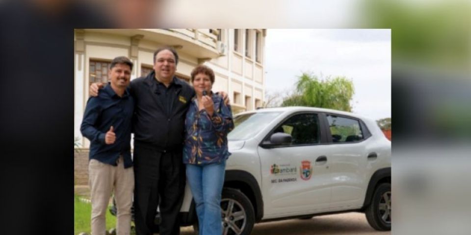 Prefeitura de Arambaré recebe novo veículo para sua frota