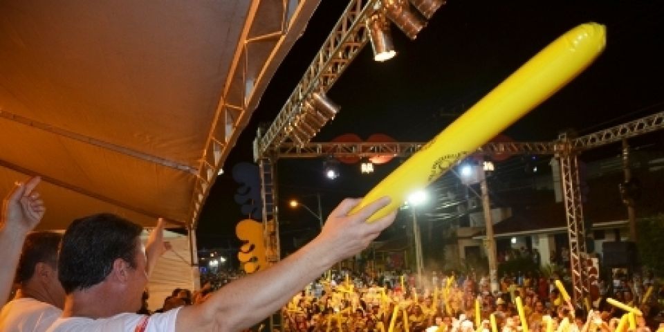 Participação popular marca a primeira noite do Carnaval de São Lourenço do Sul