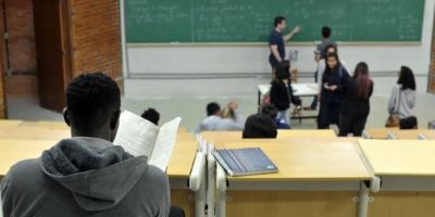 MEC oferta 7,8 mil vagas de pós-graduação gratuita para professores