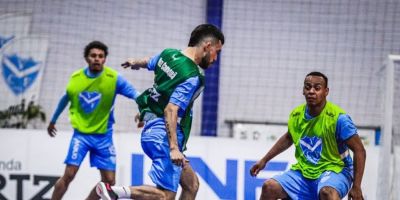 Vélez Camaquã encerra preparação para confronto contra o Umuarama pela LNF