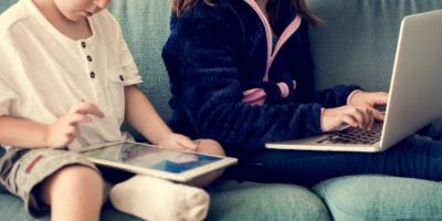 Lei que visa proteger crianças e adolescentes no ambiente digital é sancionada por Lula