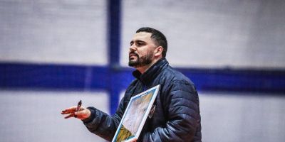 Vélez Camaquã anuncia renovação de contrato com o técnico Gustavo Pellisoli