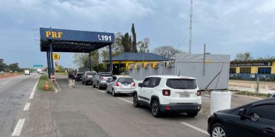 PRF realiza comando educativo sobre segurança no trânsito em Eldorado do Sul