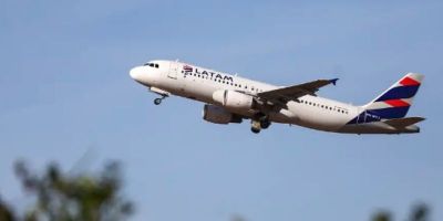 Latam anuncia compra de 24 aviões da Embraer