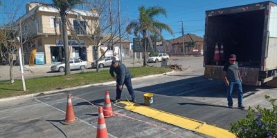 Infraestrutura conclui construção de novos quebra-molas em alguns pontos de Camaquã