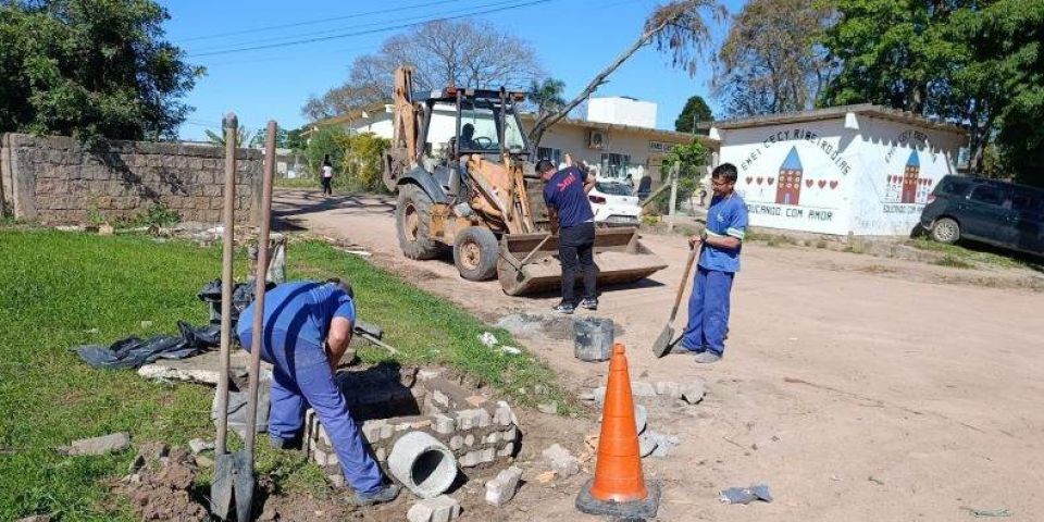 Prefeitura de Camaquã inicia mutirão de serviços no bairro Getúlio Vargas