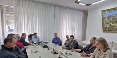 Autoridades locais se reúnem para debater financiamento de estrutura centralizada de monitoramento em Camaquã