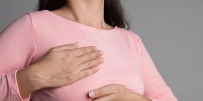 Outubro Rosa: impacto do câncer de mama vai além da saúde e atinge também a vida financeira das mulheres