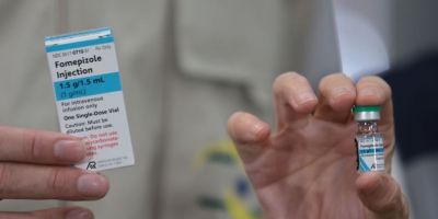 Brasil recebe 2,5 mil unidades de fomepizol, antídoto contra metanol