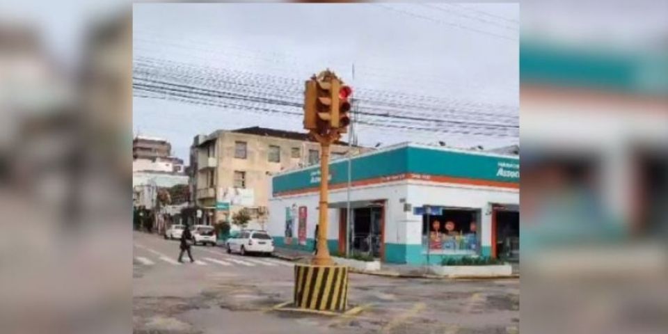 Vereadora solicita à prefeitura a manutenção da Sinaleira Histórica de Camaquã 