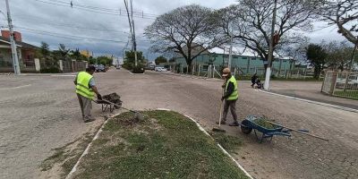 Infraestrutura realiza ações de limpeza e manutenção no bairro Olaria, em Camaquã