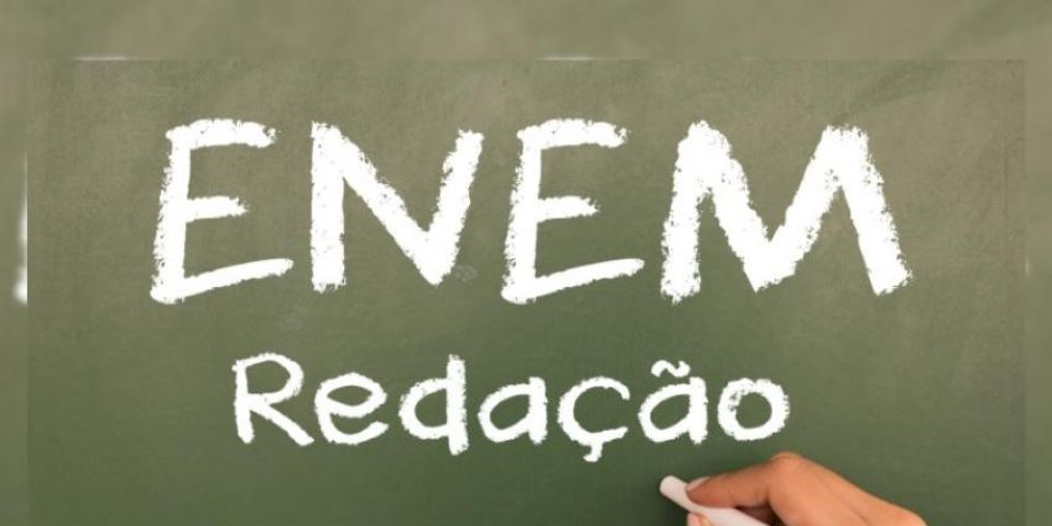 Redação no Enem 2025: como elaborar um texto nota mil com pautas sociais