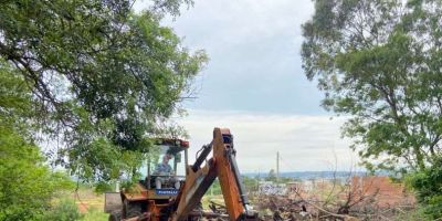 Prefeitura de Camaquã realiza mutirão de serviços no Loteamento Jardim das Flores